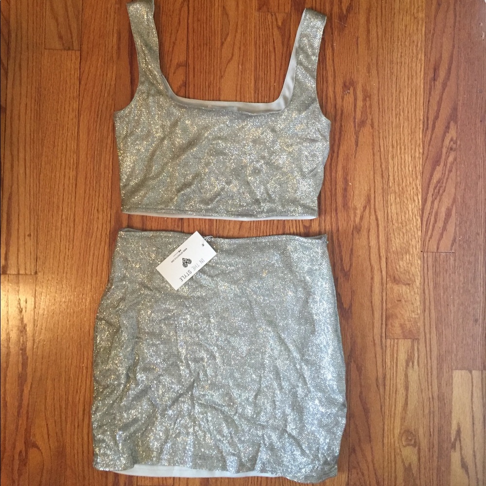 Two piece sparkly silver set NWT